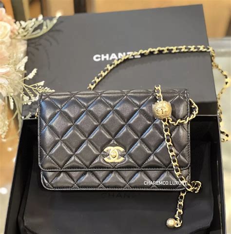 chanel matelasse chain wallet crossbody shoulder bag